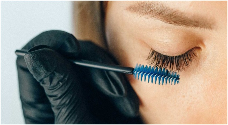 Get Great Eyelash Extensions From The Best Lashes Salon Near Narre Warren